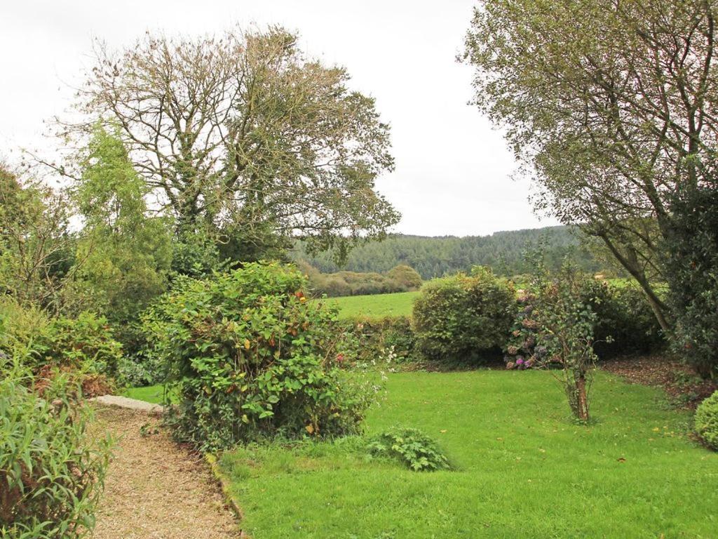 Meadowside Cottage, Characterful Grade 2 Listed Cottage Near To Wadebridge And Padstow Екстериор снимка