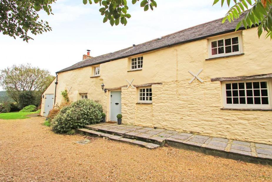 Meadowside Cottage, Characterful Grade 2 Listed Cottage Near To Wadebridge And Padstow Екстериор снимка