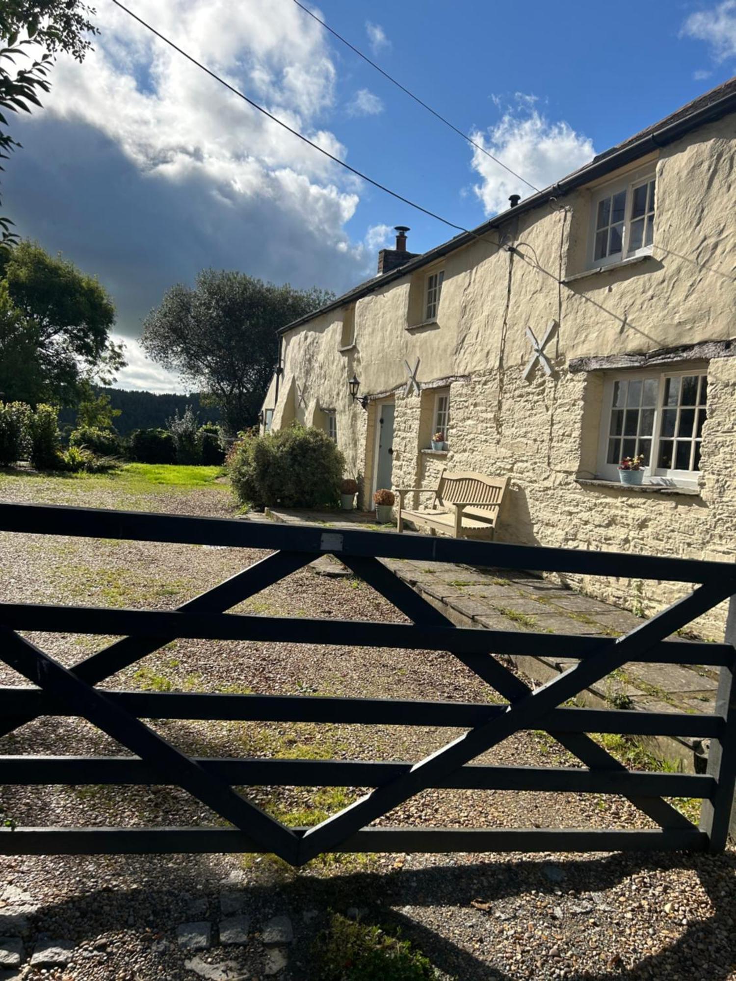 Meadowside Cottage, Characterful Grade 2 Listed Cottage Near To Wadebridge And Padstow Екстериор снимка