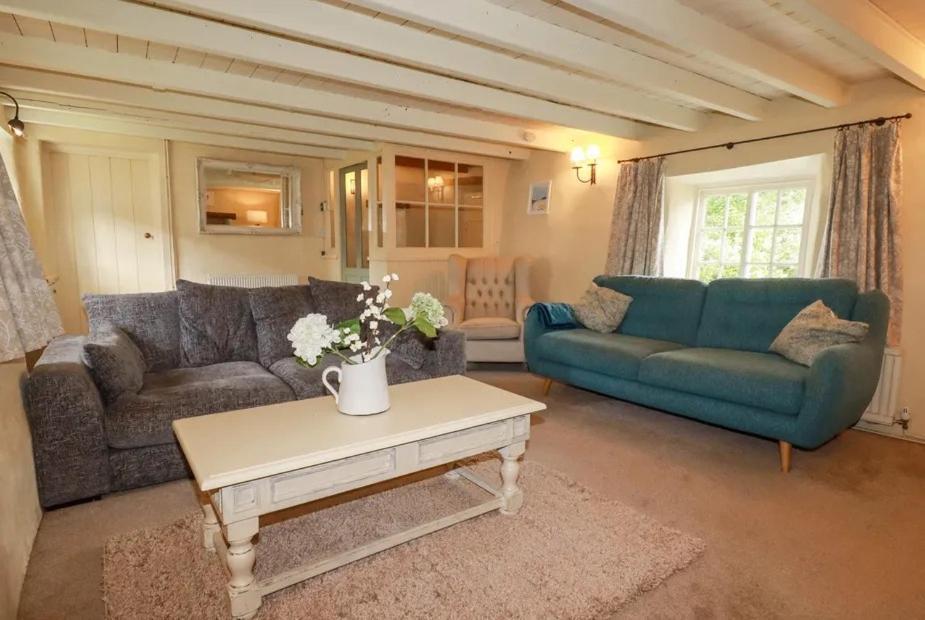 Meadowside Cottage, Characterful Grade 2 Listed Cottage Near To Wadebridge And Padstow Екстериор снимка
