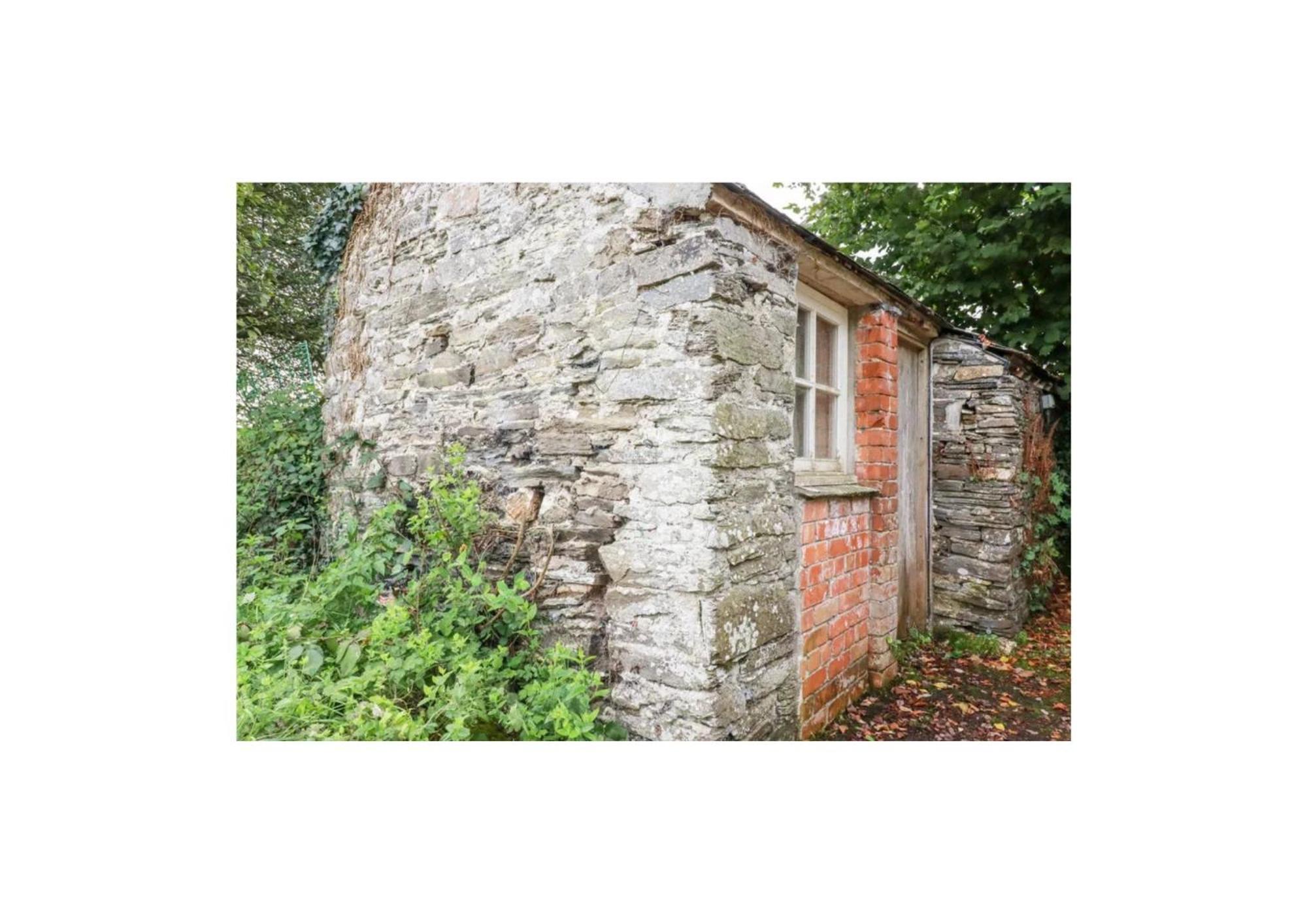 Meadowside Cottage, Characterful Grade 2 Listed Cottage Near To Wadebridge And Padstow Екстериор снимка